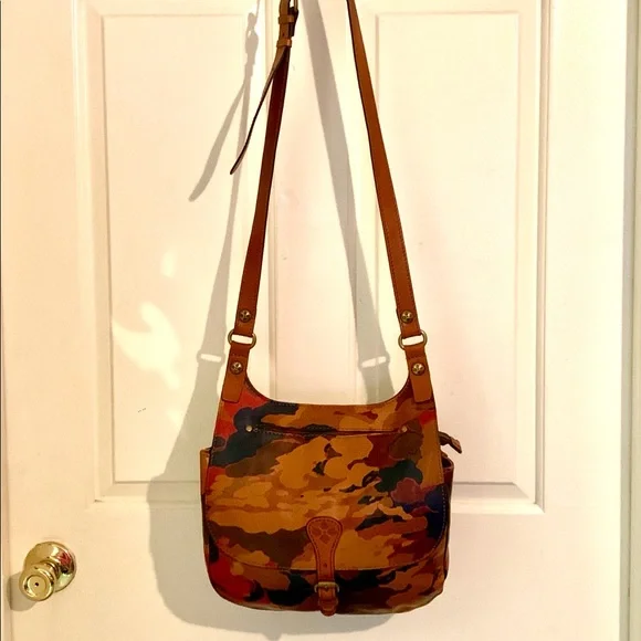 Patricia Nash Camo Italian Leather Crossbody Bag - Picture 9 of 9